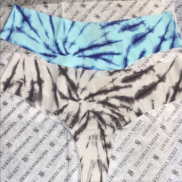 PINK Victoria’s Secret Tie Dye No Show Thongs - Picture 3 of 6